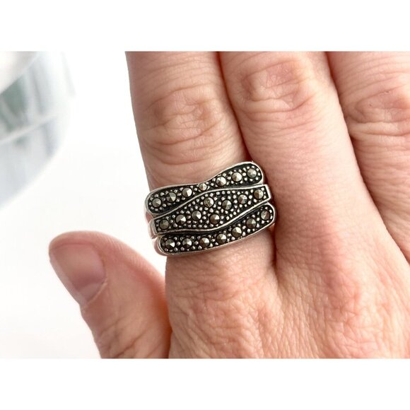 Art Deco Marcasite Multi Gemstone Ribbed Shank Vintage Ring - sz 9 - Picture 10 of 10